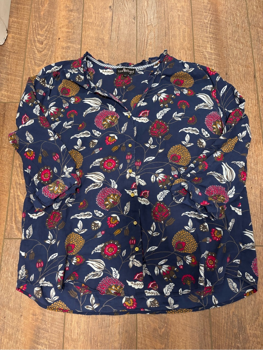 Liza Byrd Boutique, Boho Cottagecore Navy Floral Button-Front Blouse